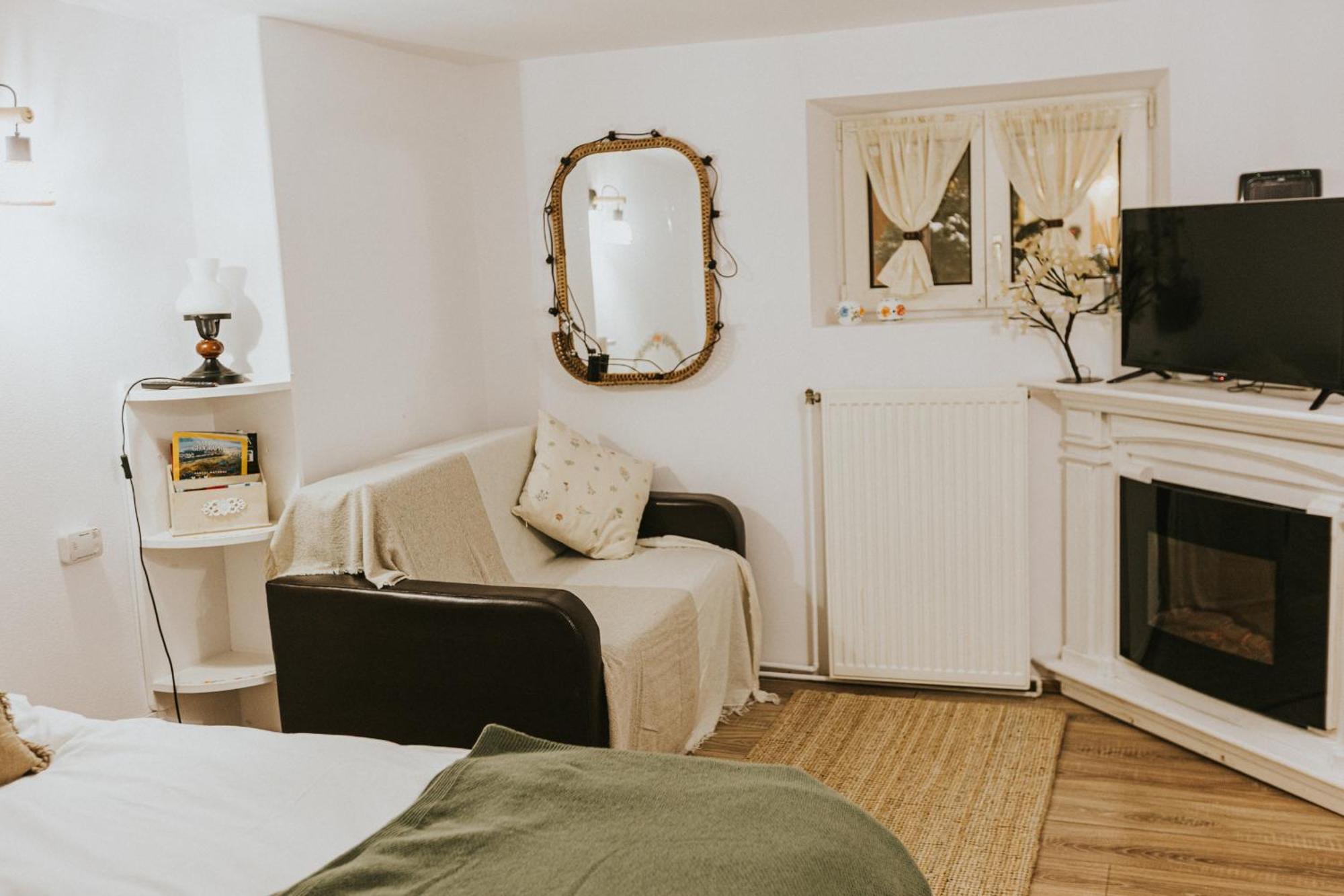 Republicii Rustic Apartament In Brasov City Center Exterior foto